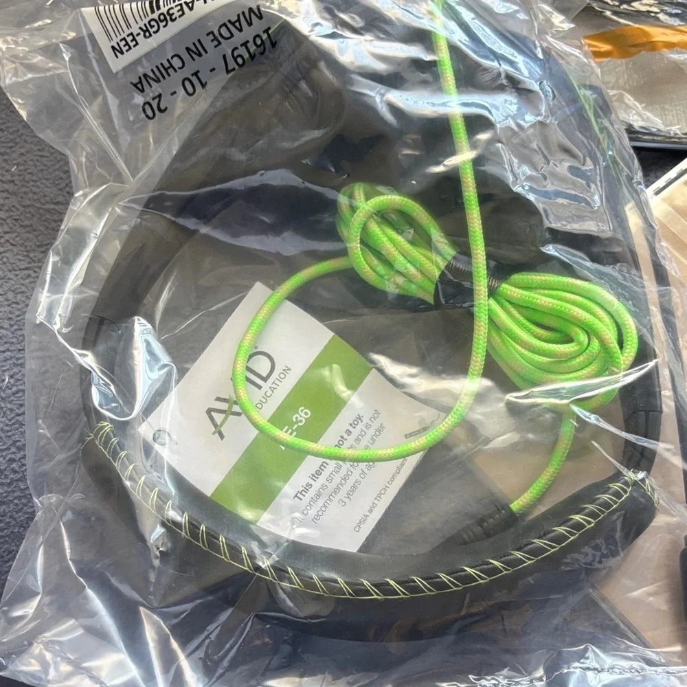 AE-36 Headset - Black and Green